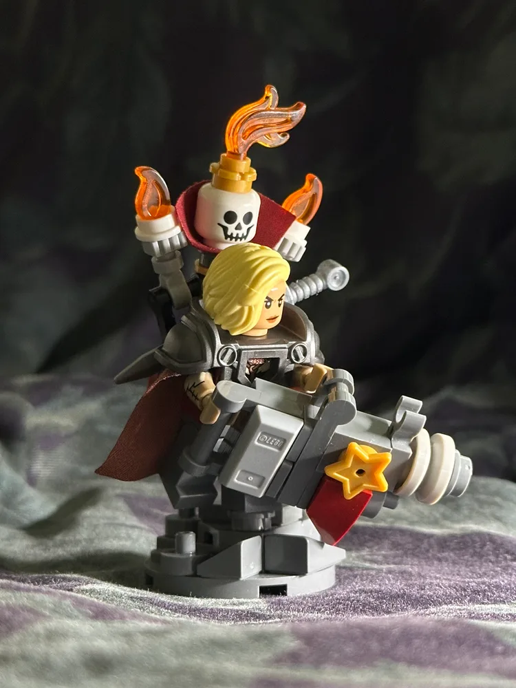 Sister Sui (based on Warhammer 40K) - LEGO MOC by artist Chu Chia An