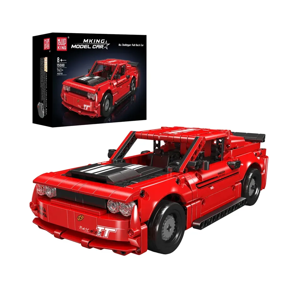 Mould King Challenger American Muscle Car 15080S building block set with product box and assembled red car model.