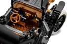 Lego Ford Model T 11376-1 interior door open.