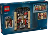 Back of the Hogwarts Express Book Nook box.