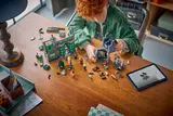 Child building 76471.