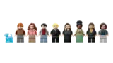 Front view of 76471 minifigures.