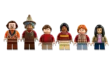 Minifigure lineup.
