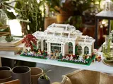 Lego The Botanical Garden 21353 on display