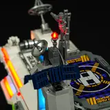 Close-up of antenna array and red beacon.
